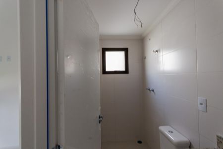 Apartamento à venda com 56m², 2 quartos e 1 vaga Apartamento à venda com 56m², 2 quartos e 1 vagaBanheiro da Suíte