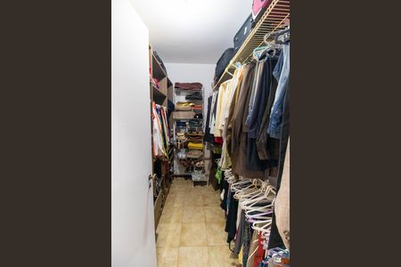 Casa à venda com 400m², 5 quartos e 6 vagasCloset da suíte