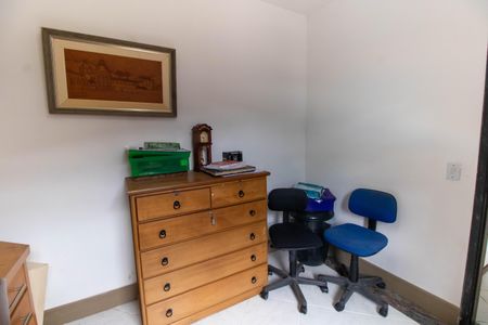 Casa à venda com 400m², 5 quartos e 6 vagasEscritório