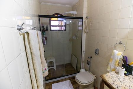 Casa à venda com 400m², 5 quartos e 6 vagasBanheiro da Suíte