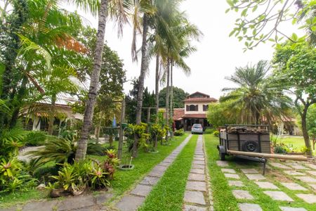 Casa à venda com 400m², 5 quartos e 6 vagasÁrea externa