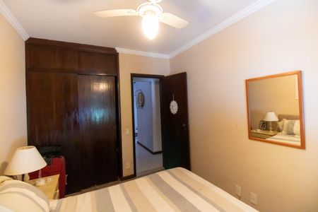 Casa à venda com 400m², 5 quartos e 6 vagasQuarto 1