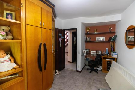 Casa à venda com 400m², 5 quartos e 6 vagasQuarto 2