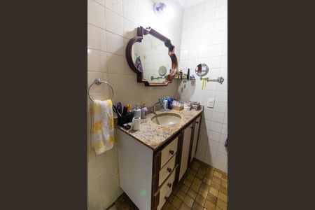 Casa à venda com 400m², 5 quartos e 6 vagasBanheiro da Suíte