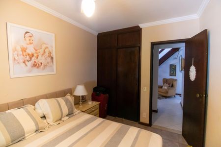 Casa à venda com 400m², 5 quartos e 6 vagasQuarto 1