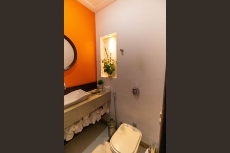 Casa à venda com 400m², 5 quartos e 6 vagasLavabo