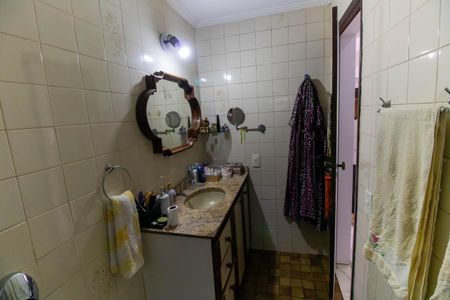 Casa à venda com 400m², 5 quartos e 6 vagasBanheiro da Suíte