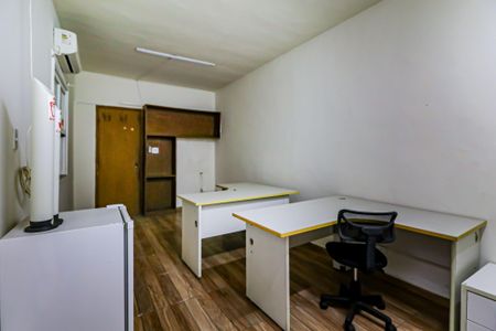 Casa para alugar com 165m², 2 quartos e 2 vagas Casa para alugar com 165m², 2 quartos e 2 vagasEdícula