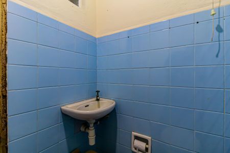 Casa para alugar com 165m², 2 quartos e 2 vagas Casa para alugar com 165m², 2 quartos e 2 vagasBanheiro de serviço