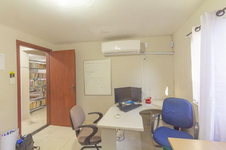 Escritório de casa à venda com 3 quartos, 250m² em Centro, Canoas