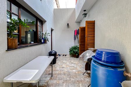 Casa à venda com 148m², 3 quartos e 2 vagasÁrea externa