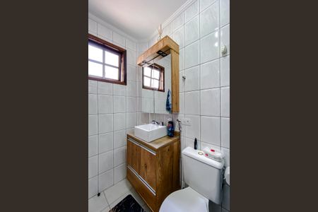 Casa à venda com 148m², 3 quartos e 2 vagasBanheiro