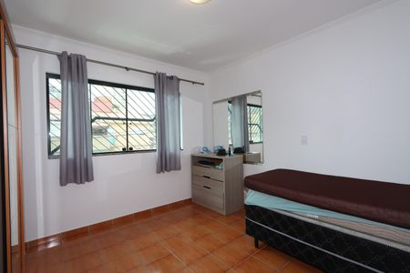 Casa à venda com 82m², 2 quartos e 2 vagasQuarto 2