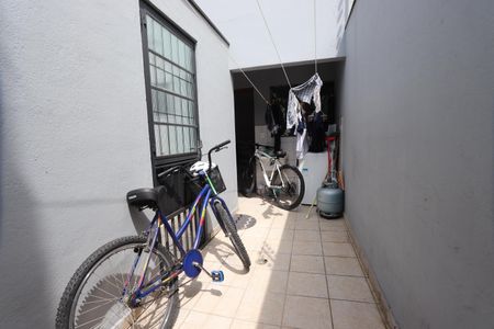 Casa à venda com 82m², 2 quartos e 2 vagasLavanderia