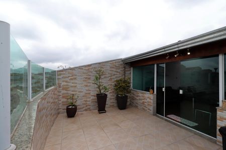 Apartamento à venda com 164m², 2 quartos e 2 vagasQuintal