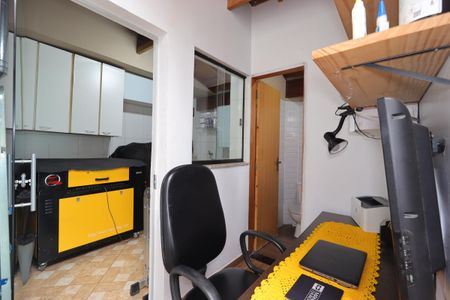 Apartamento à venda com 164m², 2 quartos e 2 vagasEscritório