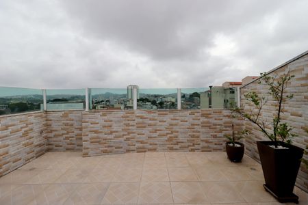 Apartamento à venda com 164m², 2 quartos e 2 vagasQuintal