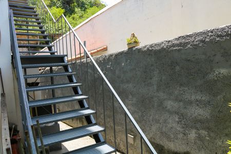 Casa à venda com 299m², 5 quartos e 2 vagasLateral da Casa