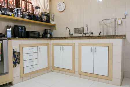 Casa à venda com 299m², 5 quartos e 2 vagasCozinha 1º Pavimento