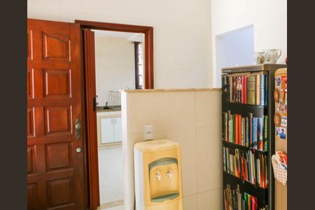 Casa à venda com 299m², 5 quartos e 2 vagasÁrea de Serviço - 1º Pavimento