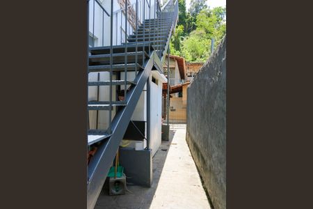 Casa à venda com 299m², 5 quartos e 2 vagasLateral da Casa