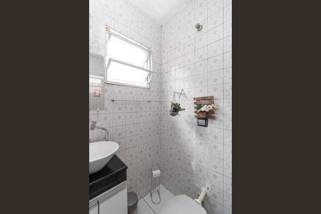 Casa à venda com 59m², 2 quartos e sem vaga Casa à venda com 59m², 2 quartos e sem vagaBanheiro