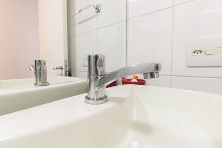 Apartamento à venda com 50m², 2 quartos e 1 vaga Apartamento à venda com 50m², 2 quartos e 1 vagaBanheiro