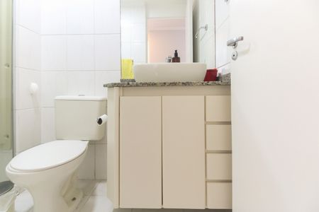 Apartamento à venda com 50m², 2 quartos e 1 vaga Apartamento à venda com 50m², 2 quartos e 1 vagaBanheiro