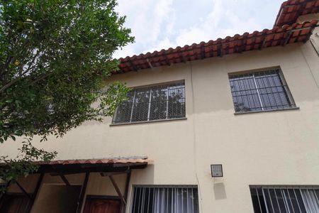 Apartamento à venda com 80m², 2 quartos e 1 vagaFachada