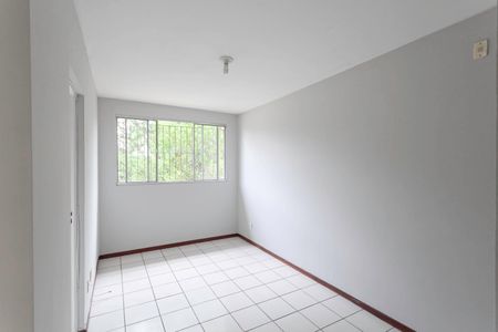 Sala de apartamento para alugar com 2 quartos, 80m² em Santa Terezinha, Belo Horizonte