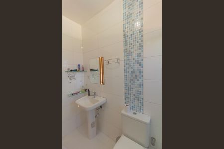 Casa à venda com 253m², 3 quartos e 5 vagas Casa à venda com 253m², 3 quartos e 5 vagasBanheiro da Suíte