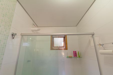 Casa à venda com 253m², 3 quartos e 5 vagas Casa à venda com 253m², 3 quartos e 5 vagasBanheiro Social