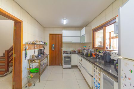 Casa à venda com 253m², 3 quartos e 5 vagas Casa à venda com 253m², 3 quartos e 5 vagasCozinha