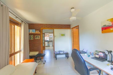 Casa à venda com 253m², 3 quartos e 5 vagas Casa à venda com 253m², 3 quartos e 5 vagasSala 2