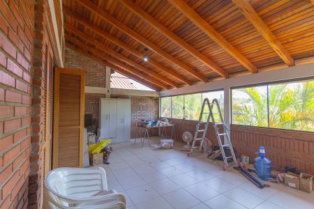 Casa à venda com 253m², 3 quartos e 5 vagas Casa à venda com 253m², 3 quartos e 5 vagasSalão de Festas