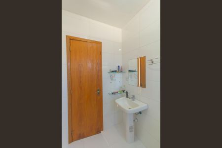 Casa à venda com 253m², 3 quartos e 5 vagas Casa à venda com 253m², 3 quartos e 5 vagasBanheiro da Suíte