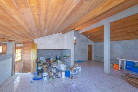 Casa à venda com 253m², 3 quartos e 5 vagas Casa à venda com 253m², 3 quartos e 5 vagasSótão