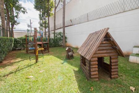 Apartamento para alugar com 95m², 3 quartos e 2 vagasÁrea comum - Playground
