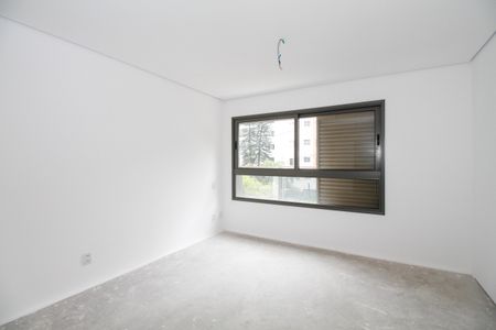 Apartamento à venda com 237m², 3 quartos e 3 vagas Apartamento à venda com 237m², 3 quartos e 3 vagasSuíte 2