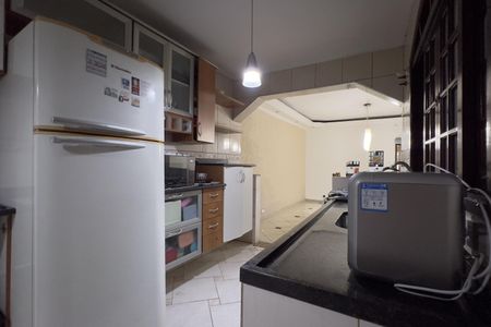 Casa à venda com 154m², 4 quartos e 2 vagasCozinha