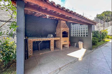 Apartamento à venda com 55m², 2 quartos e 1 vagaÁrea comum - Churrasqueira