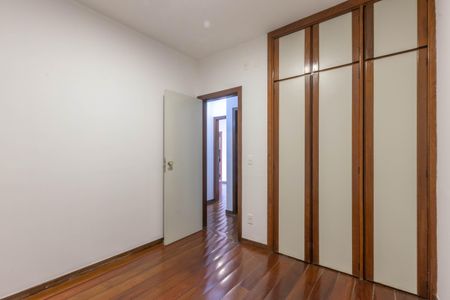 Apartamento à venda com 83m², 3 quartos e 2 vagasQuarto 2