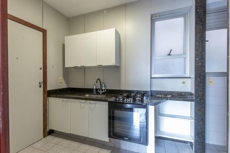 Apartamento à venda com 83m², 3 quartos e 2 vagasCozinha