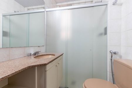 Apartamento à venda com 83m², 3 quartos e 2 vagasBanheiro