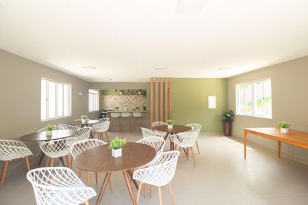 Apartamento para alugar com 43m², 2 quartos e 1 vaga Apartamento para alugar com 43m², 2 quartos e 1 vagaÁrea comum - Salão de festas