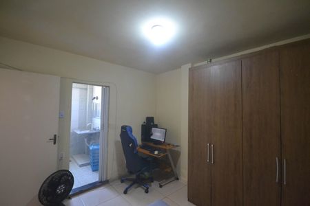 Quarto 2 de casa para alugar com 2 quartos, 156m² em Centro, Nova Iguaçu