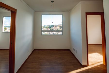 Sala de apartamento para alugar com 3 quartos, 54m² em Vila Real (justinopolis), Ribeirão das Neves