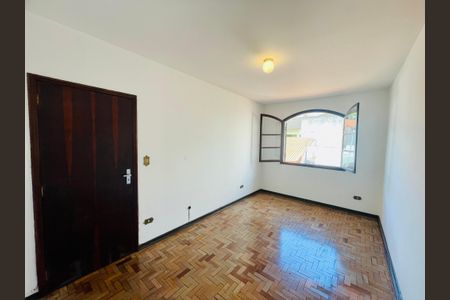 Casa à venda com 150m², 4 quartos e 1 vaga Casa à venda com 150m², 4 quartos e 1 vagaQuarto 1