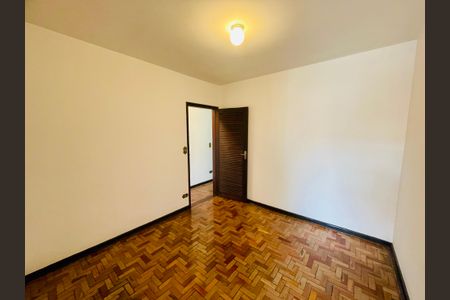 Casa à venda com 150m², 4 quartos e 1 vaga Casa à venda com 150m², 4 quartos e 1 vagaQuarto 2