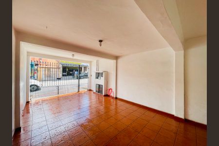 Casa à venda com 150m², 4 quartos e 1 vaga Casa à venda com 150m², 4 quartos e 1 vagaGaragem